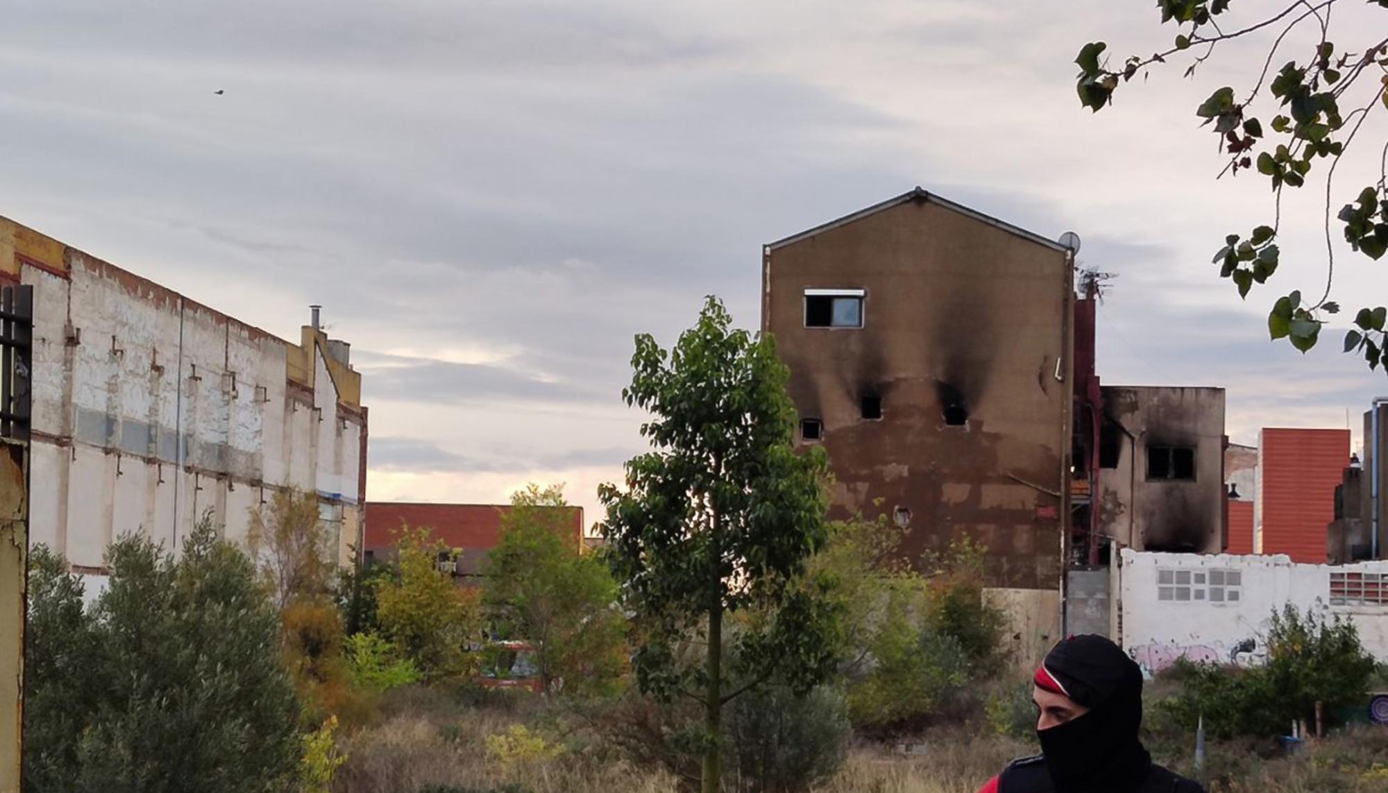 Incendio Nave Badalona